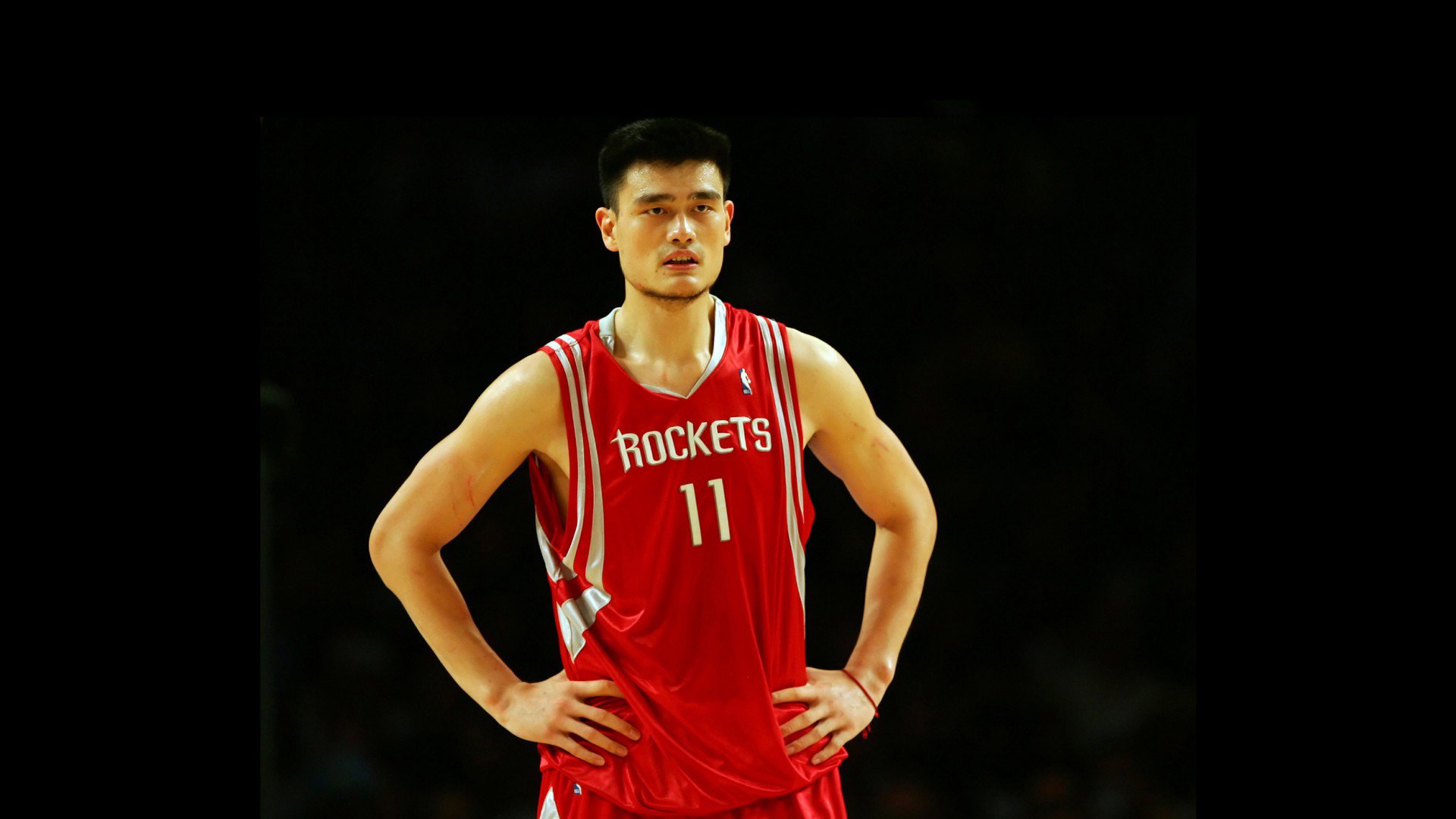 NBA总决赛激战正酣 勇士队与凯尔特人队上演巅峰对决